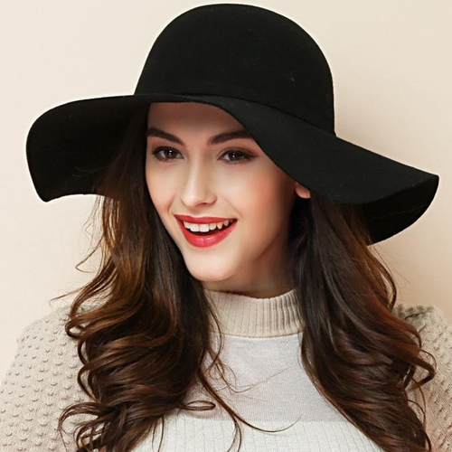 Sophisticated Felt Floppy Hat