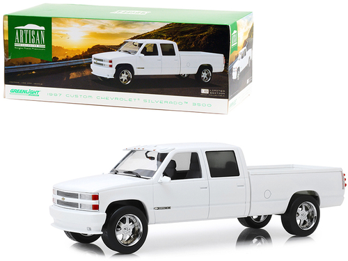 1997 Chevrolet Silverado 3500 Custom Pickup Truck Olympic White 1/18