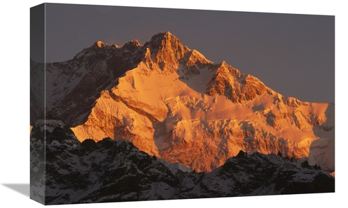 Global Gallery GCS-453473-1218-142 12 x 18 in. Dawn on Kangchenjunga&#