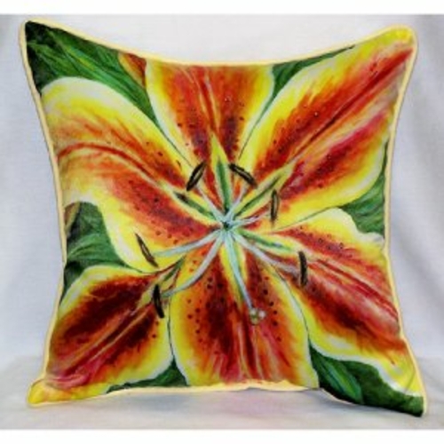 Betsy Drake ZP702 Yellow Lily Throw Pillow- 22 x 22 in.