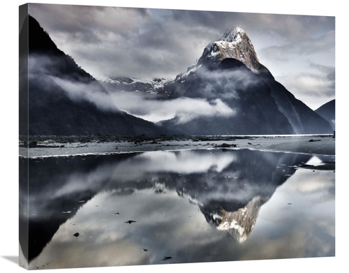 Global Gallery GCS-463207-30-142 30 in. Mitre Peak Reflecting in Milfo