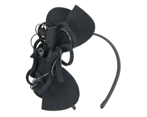 Black felt flower racing fascinator