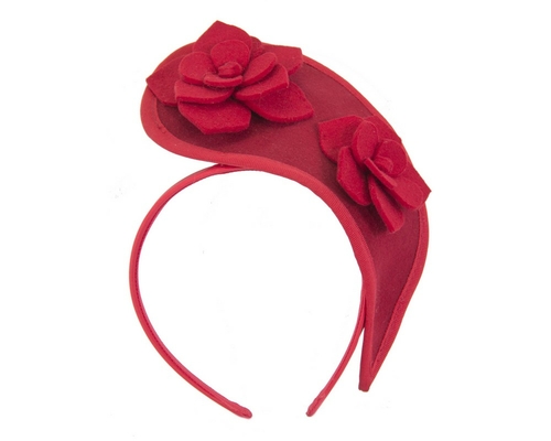 Red tall winter racing crown fascinator