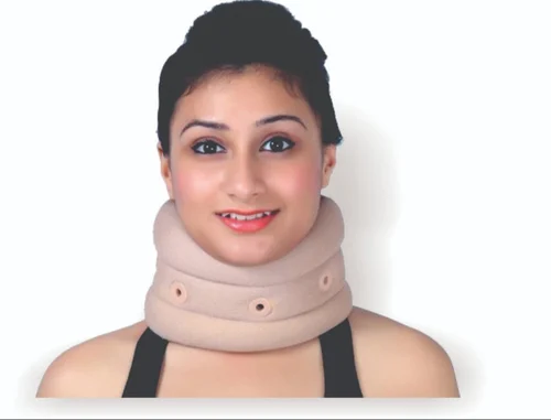 Cervical Collar Soft With Eyelet
