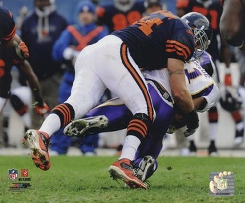 Photofile PFSAAMZ14001 Brian Urlacher 2010 Action Sports Photo - 10 x 