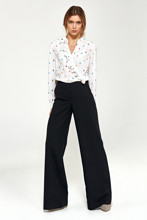  Women trousers model 118815 Nife 