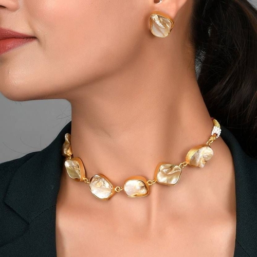 Brass Gold-plated White Jewel Set   (Color-WHITE&GOLDEN)