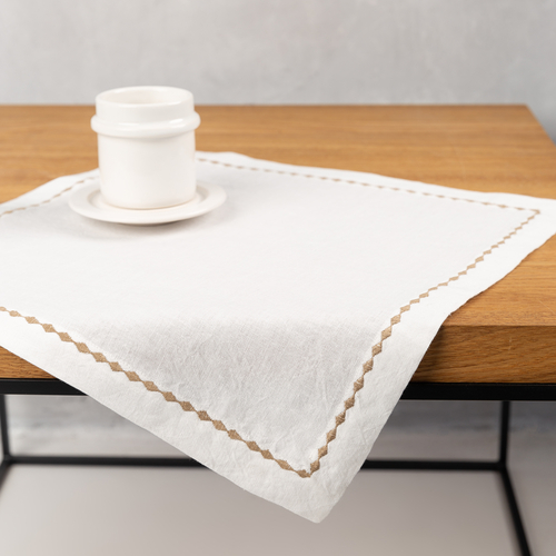 Embroidered hemp placemat, white