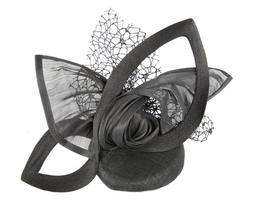 Bespoke sculptured black fascinator 