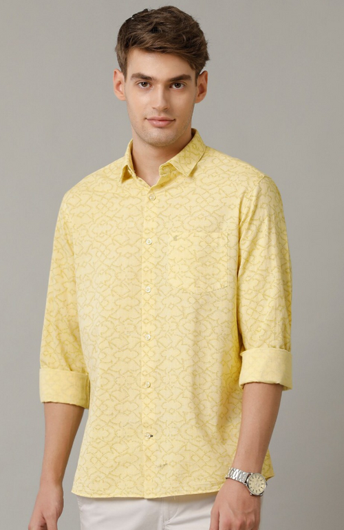 Men Slim Fit Floral Printed Spread Collar Casual Shirt (Color Yellow)