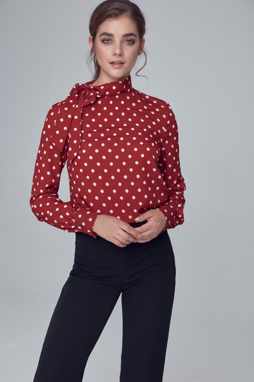  Blouse model 135759 Nife 