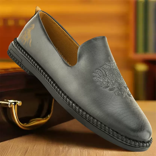 Slip On Sneakers For Men Size 8 color GREY