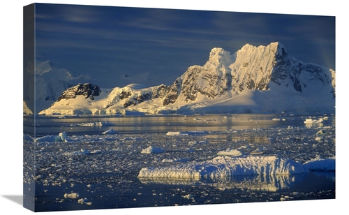 Global Gallery GCS-453453-1624-142 16 x 24 in. Evening Light on Peaks 