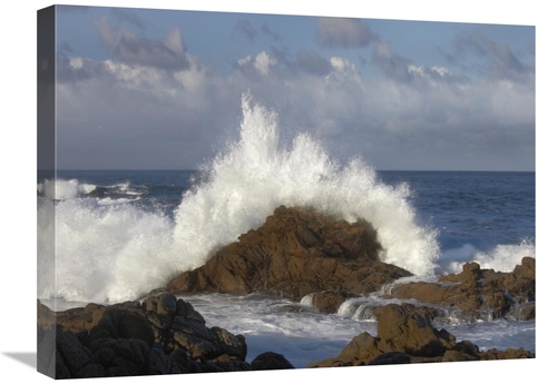 Global Gallery GCS-396546-1824-142 18 x 24 in. Crashing Waves at Garra