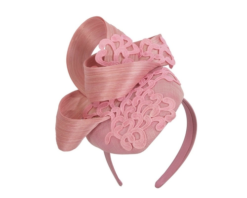 Stunning pink pillbox fascinator with lace