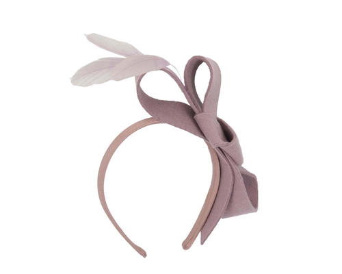 Dusty pink felt bow winter racing fascinator