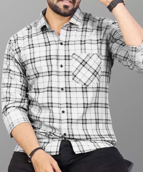 Men Regular Fit Checkered Spread Collar Casual Shirt White (Size XL)
