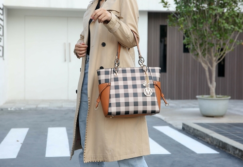 Yale Checkered Tote Bag with Wallet 