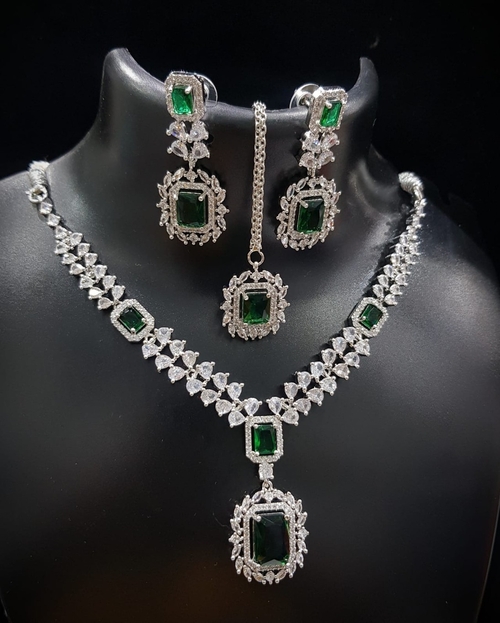 Green Stone Women Necklace Set With Maang Tika & Two Matching Earring