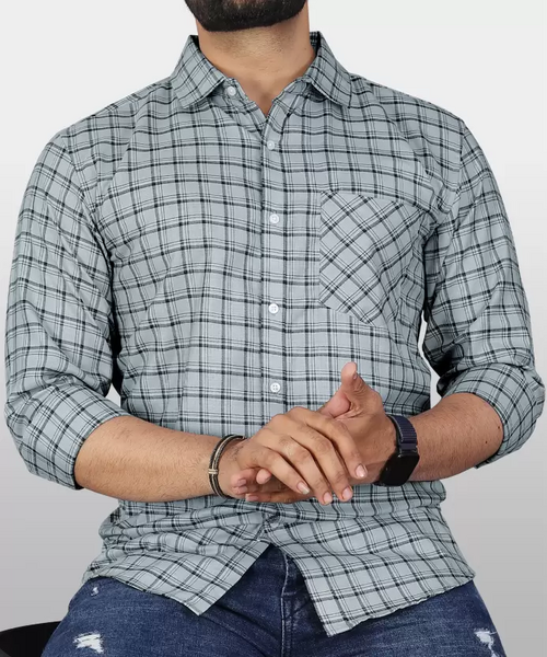 Men Regular Fit Checkered Spread Collar Casual Shirt Light Grey (Size