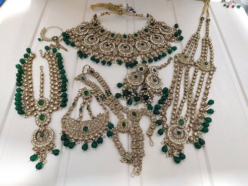 Dulhan Set Alloy Metal – Elegant Indian Bridal Jewelry Set