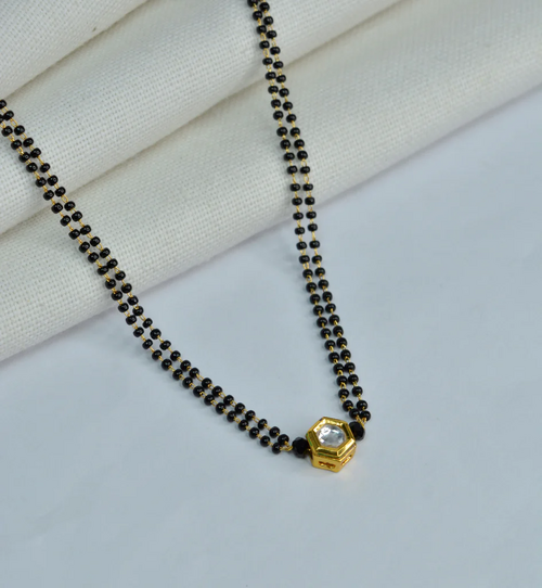 JEWELOPIA Kundan With Black Bead Chain Mangalsutra Pendent Set 