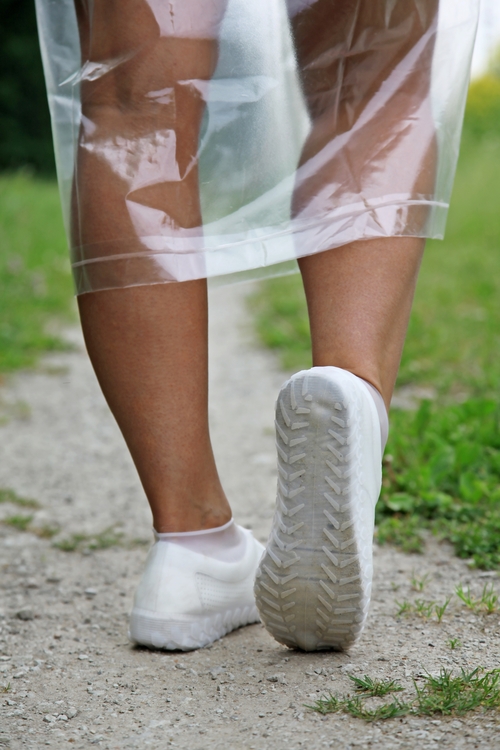 Midsummer Day raincoat, shoe cover and car flag se