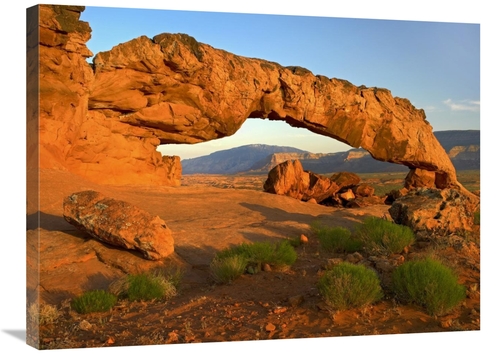 Global Gallery GCS-396219-2432-142 24 x 32 in. Sunset Arch, Escala