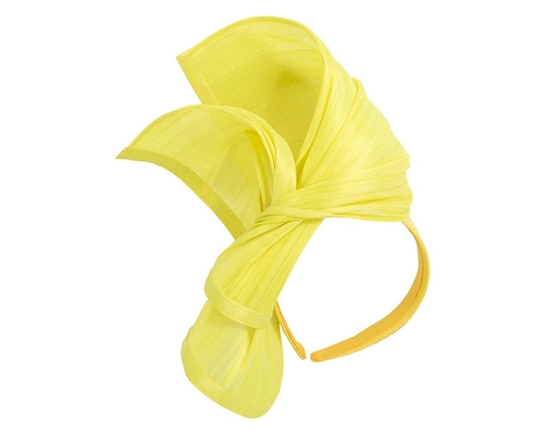 Bespoke yellow silk abaca racing fascinator