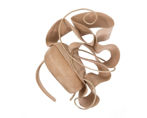 Nude designers racing fascinator