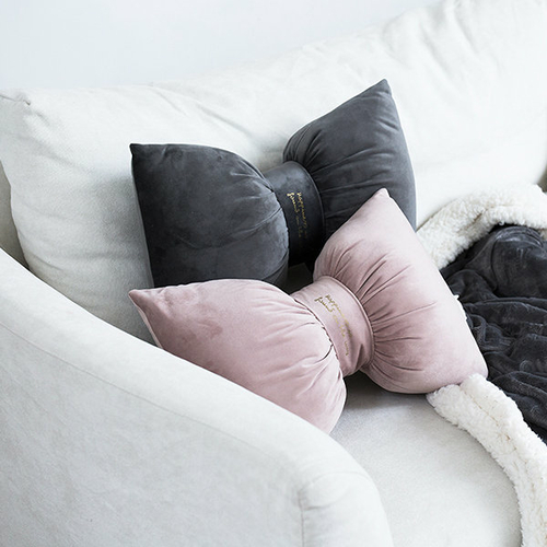 Velvet Bow Throw Pillow