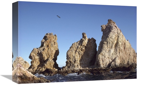 Global Gallery GCS-451707-1218-142 12 x 18 in. Osprey Nests on Sea Sta