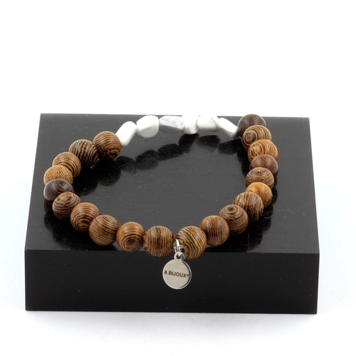 Howlite from USA + wood Bracelet 8 mm Beads.