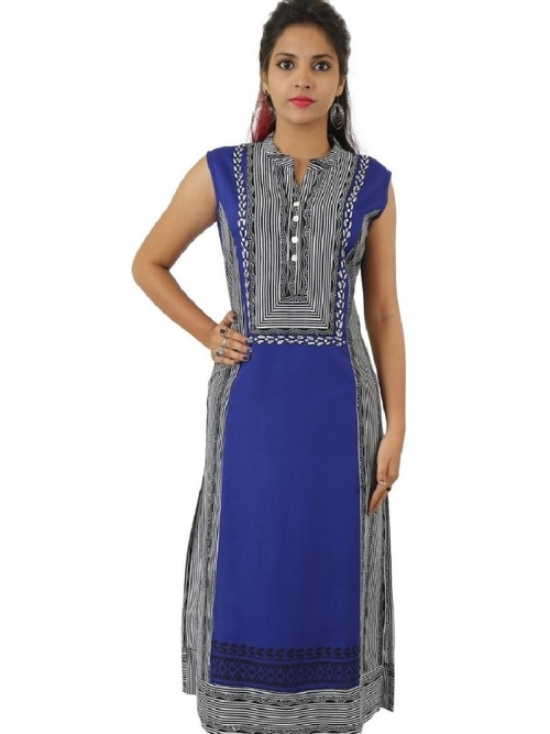 Cotton 60/60 Black N Royal Blue Printed Kurti With