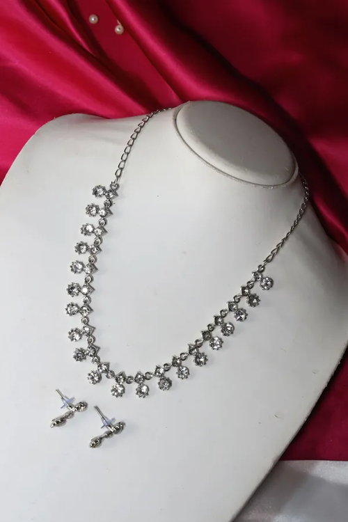 Silver Premium Stylish Gold Plated Jewellery Set With Earring 