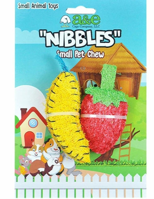 A&E Cage 644150 Nibbles Loofah Banana & Strawberry Toy - Small