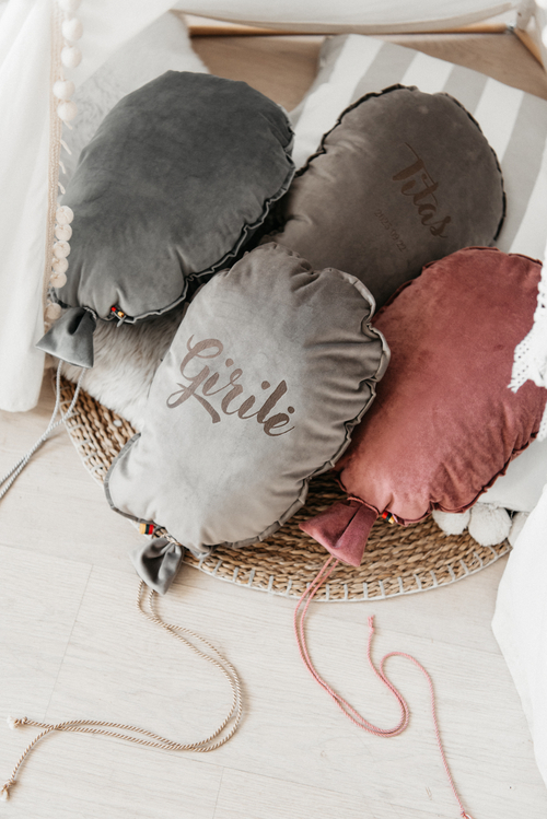 Personalized pillow "Balloon" , grey