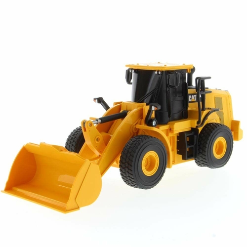 Radio-controlled Digger Carrera CAT 950M 1:35