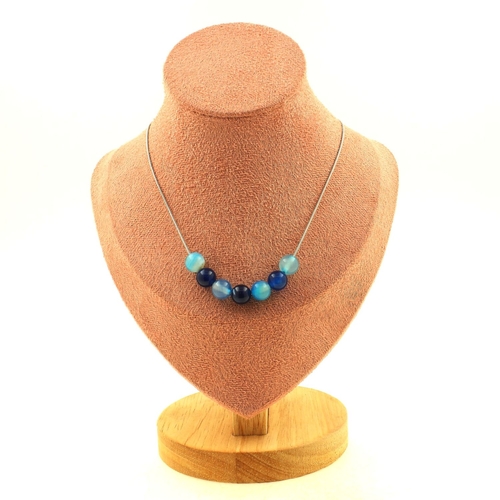 Blue banded Agate 8 mm 7 beads necklace.