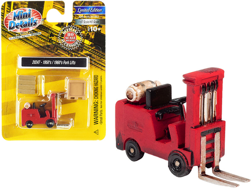 1950\'s-1960\'s Forklift Truck Red with Accessories 1/87 (HO) Scale
