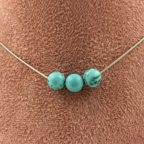 Howlite Turquoise 8 mm 3 beads necklace