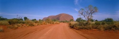 Panoramic Images PPI82359L Desert Road And Ayers Rock  Australia Poste