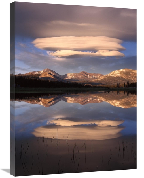 Global Gallery  24 x 32 in. Lenticular Clouds Over Mt Dana, Mt Gib