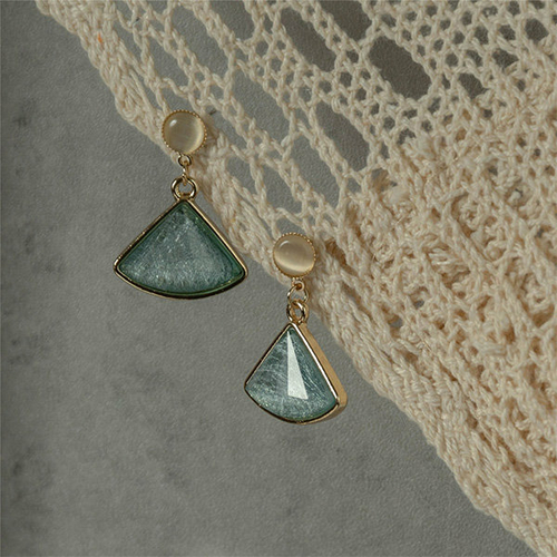 Fan Opal Earrings