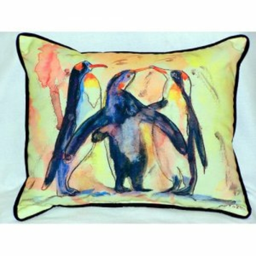 Betsy Drake ZP097 Penguins Indoor & Outdoor Throw Pillow- 20 x 24 in.