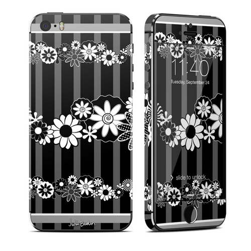 DecalGirl AIP5S-BLKRETRO Apple iPhone 5S Skin - Black Retro