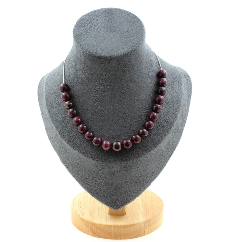 Garnet 8 mm 20 beads necklace