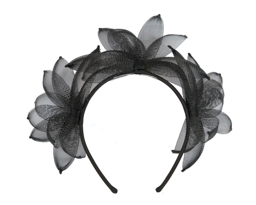 Black crinoline crown fascinator