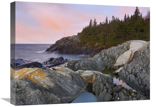 Global Gallery GCS-397049-1824-142 18 x 24 in. Horseshoe Bay on Lake S