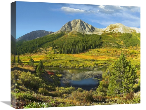 Global Gallery GCS-396685-22-142 22 in. Pond & Green Mountain, Gre